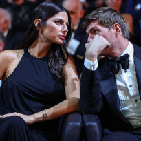 Kelly Piquet shares FROSTY Verstappen update