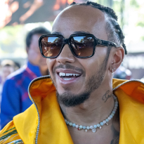 Hamilton flooded with applications as F1 celebrity pal founds new team