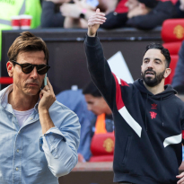 Mercedes F1 team risk losing key figure to Premier League giants